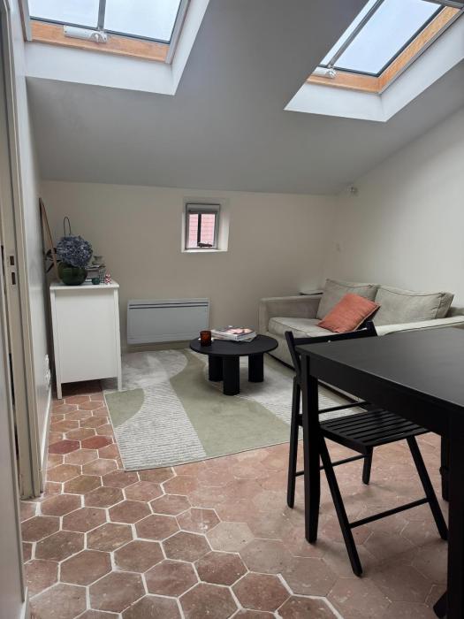 Central Paris Studio