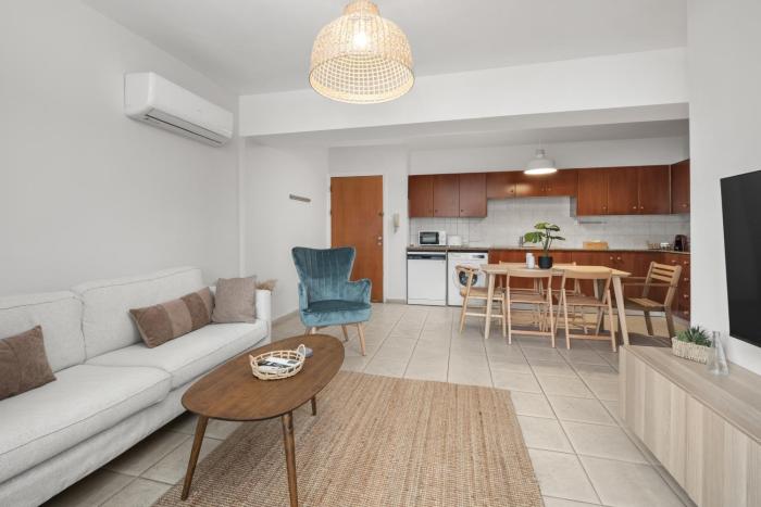 Downtown Stadium 3 Bedroom Apartment