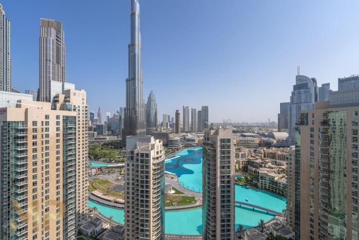 Marco Polo - Wake up to breathtaking Burj Khalifa views