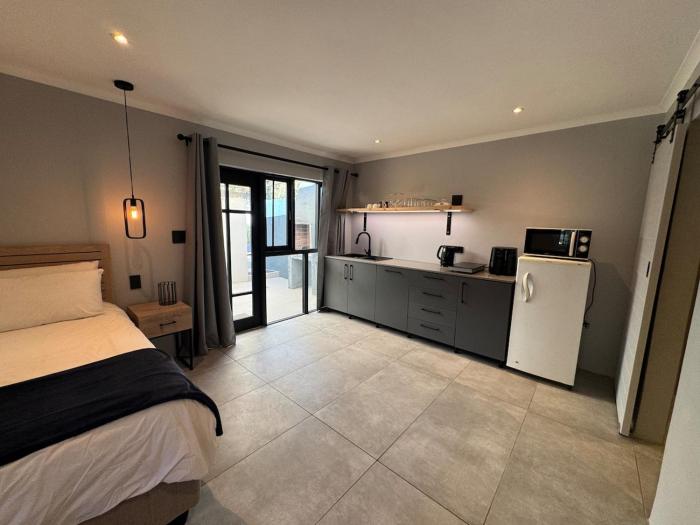 One-Bedroom apartment in Somerset West
