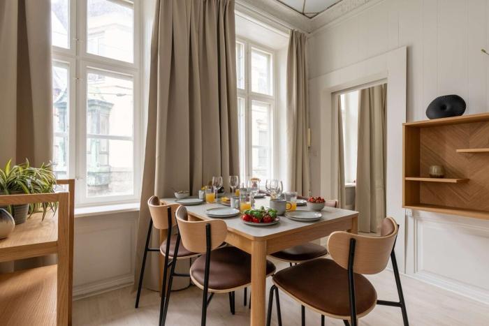 Homey 2BR for 6 Near Strøget