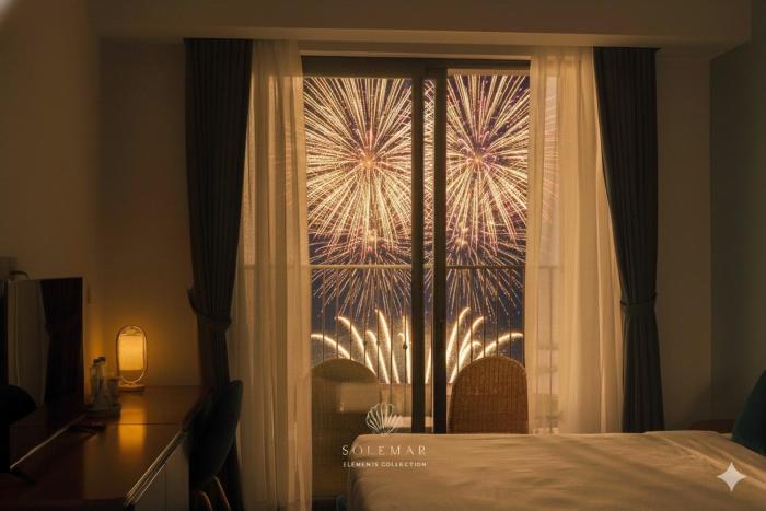 Firework Oceanview Suite at Hillside Residence