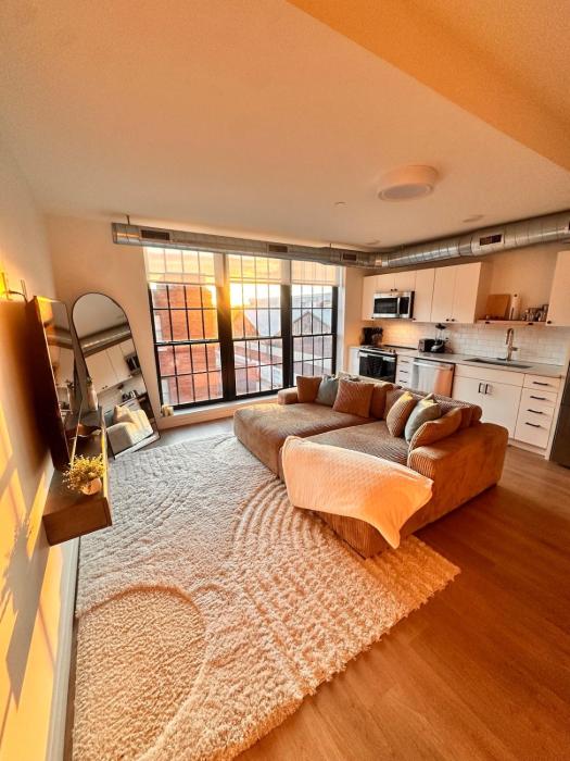 Ultra Modern Strip District Suite