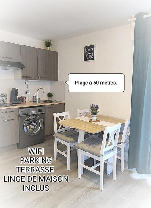 Charmant studio tout équipé à 100m de la plage, clim, terrasse, parking, Wifi, linge de maison inclus