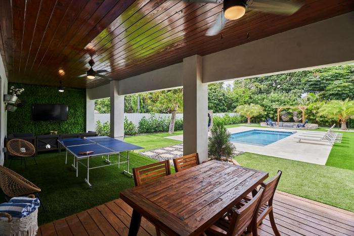 Modern New Construction Villa