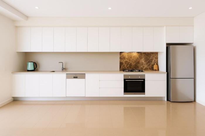 free parking good location 2bds Apt in Burwood