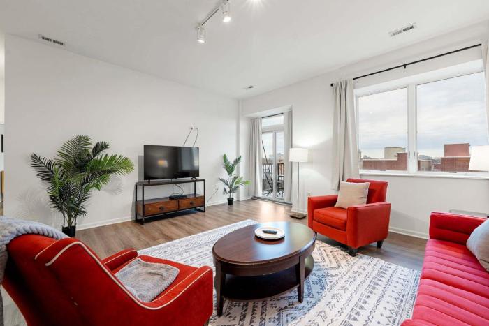 Spacious 3BR Urban Getaway w Gym