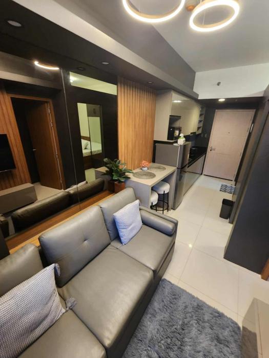 Cozy and Luxurious Condominium