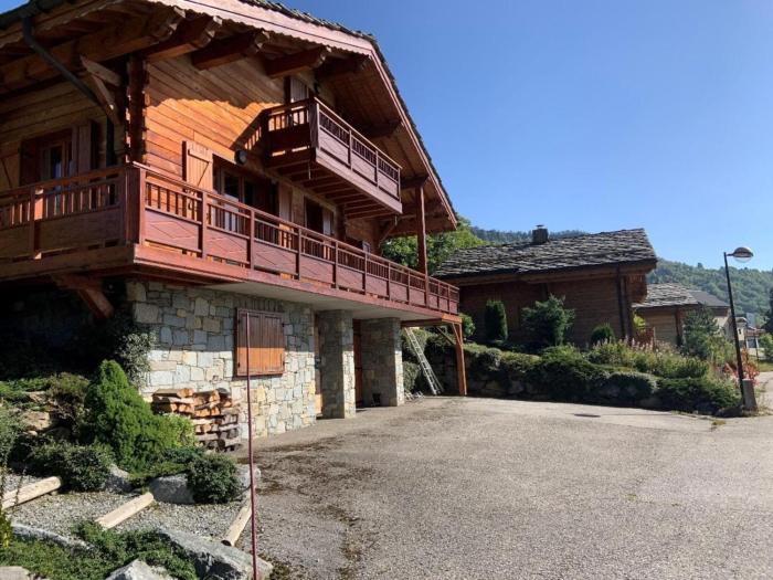 Charming Ski Lodge in Saint François Longchamp