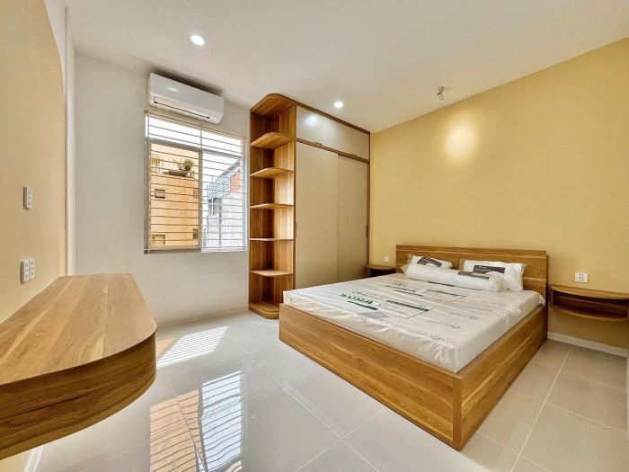 Homestay 674 - Newly built, modern, near TSN Airport, HCM
