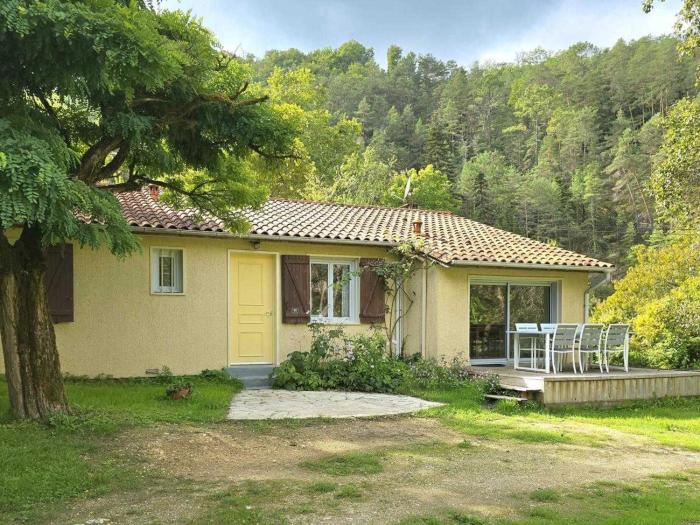 Gîte rural à Saint-Cybranet avec piscine privée, animaux admis - FR-1-616-502