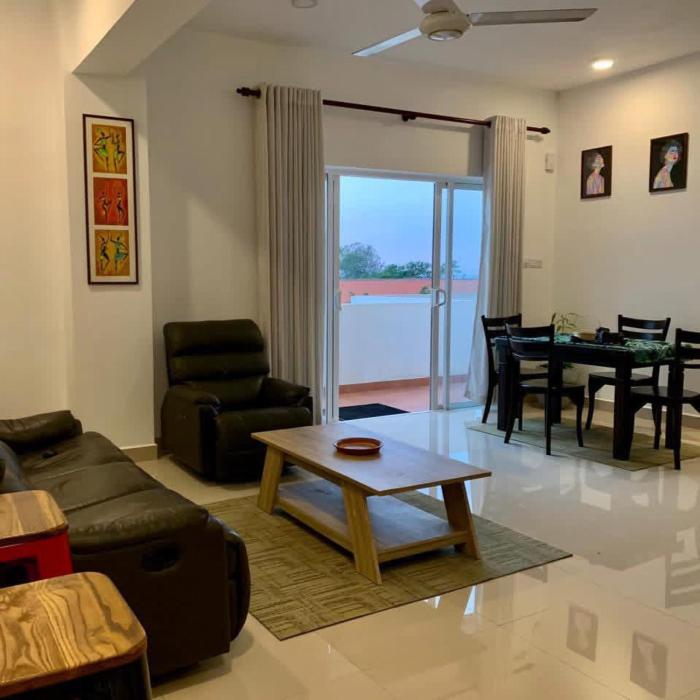 Sky Seven Apartment