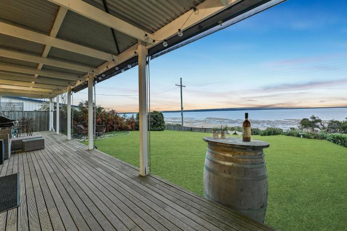 Foreshore Sunset Retreat