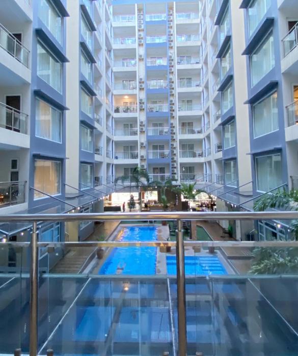 La Grande Residence - 1-206 - Apartment with Balcony and Pool View