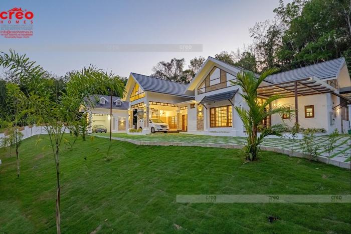 Luxury Villa 3BHK with Maid option for Family Stay or Vacation