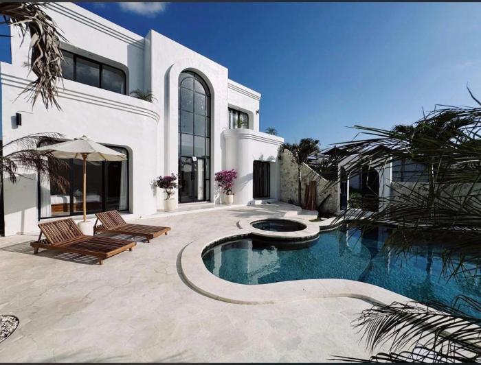 Rare Rice Field View in the heart of Canggu - 4BR