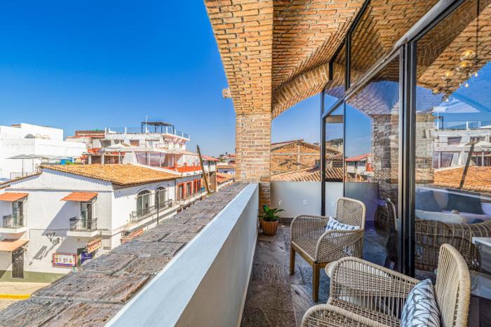 Bliss Old Town Condo in Centro, Puerto Vallarta