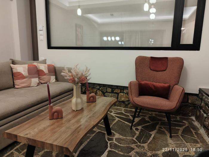 Φεγγαρόπετρα -ΠΑΝΣΕΛΗΝΟΣ