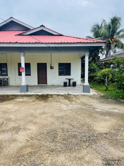 Hashim Homestay ISV 01003