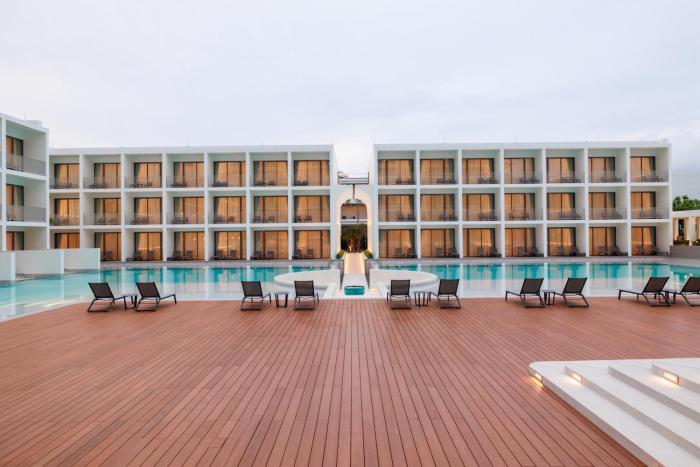 Patong Beach Hotel by See2Sea