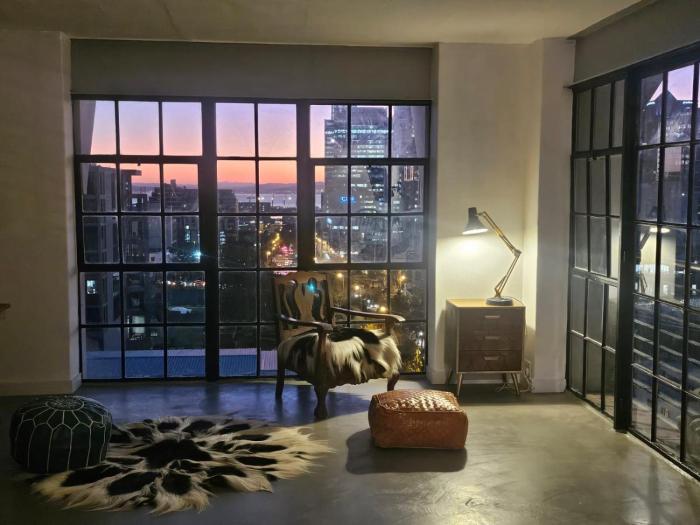 Mountain Views near great restaurants