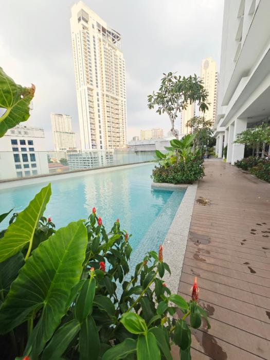 Quill Residence Queen House