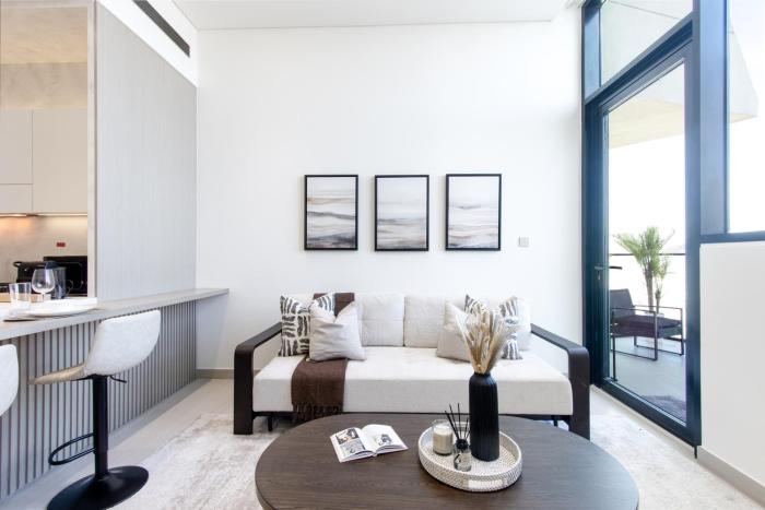 Modern 1B with Private Jacuzzi Binghatti Phantom, JVC