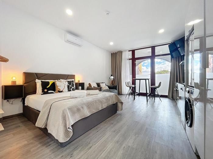 Santa Cruz Studio 1 by Atlantic Holiday