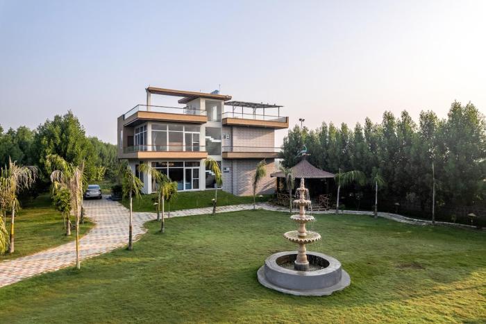Echoes by the Aravalli Pet-friendly 5-BHK Villa With Private Pool
