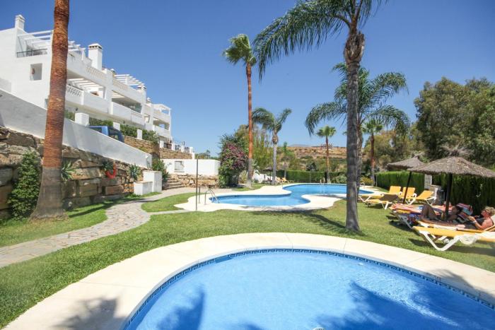 Spacious 4 Bedroom Townhouse in Bahia de Casares