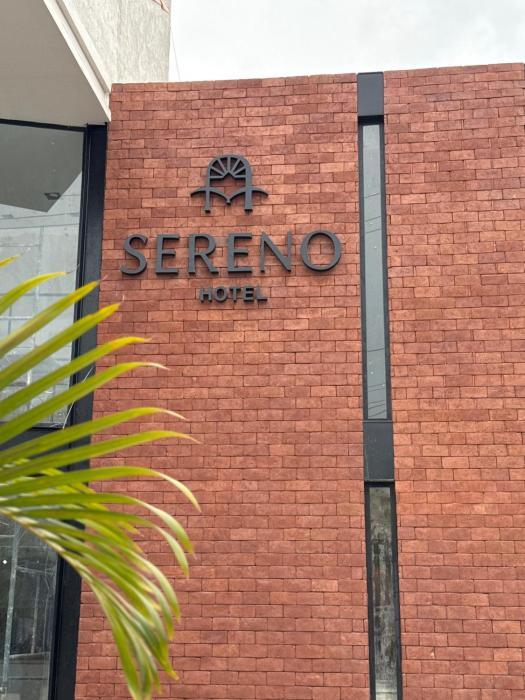 Sereno Hotel