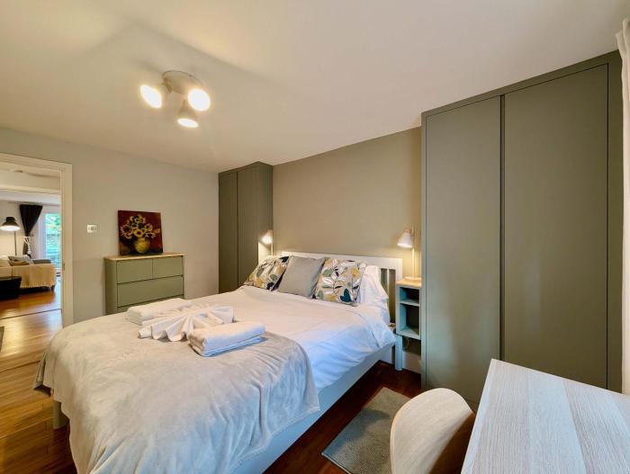 Victoria Park Retreat Stylish 2 Bed Flat