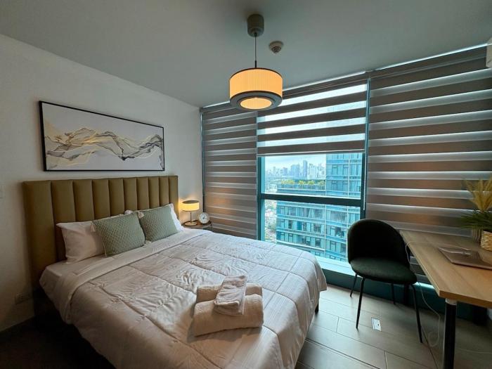Aesthetic Modern Suite 1BR One Uptown Residence BGC