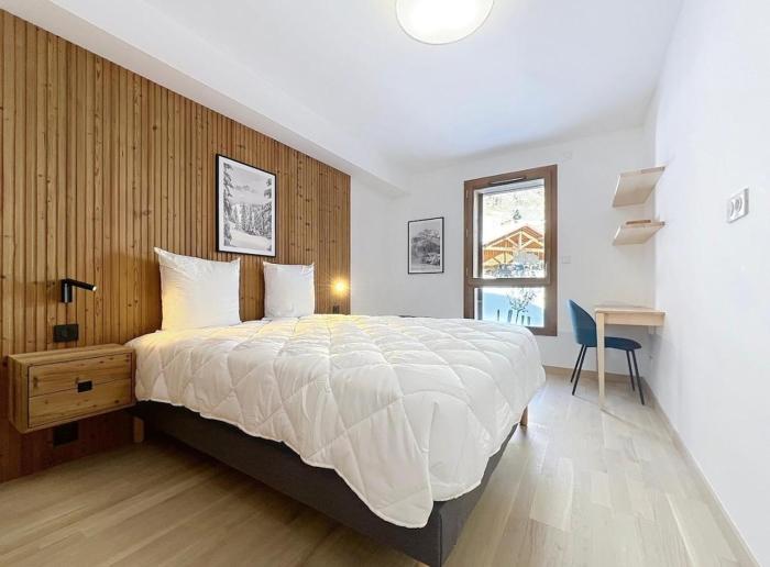 Large New Duplex, 10 People Mountain View & Terrace