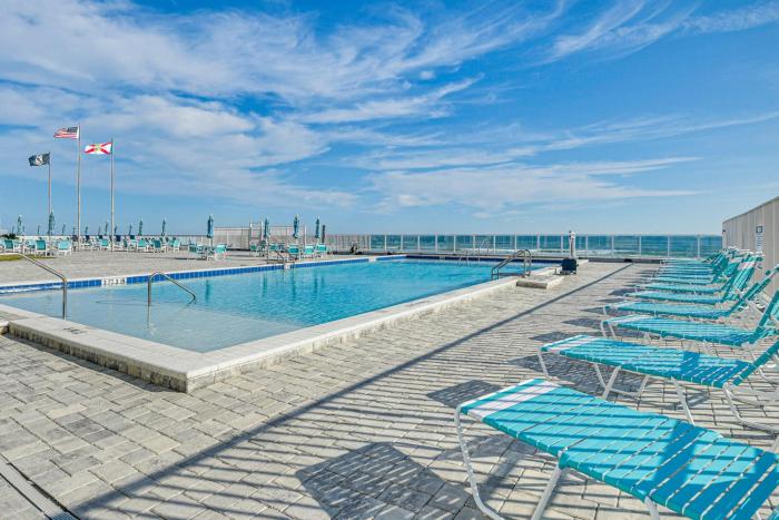 Steps to Ocean Daytona Beach Condo with Patio!