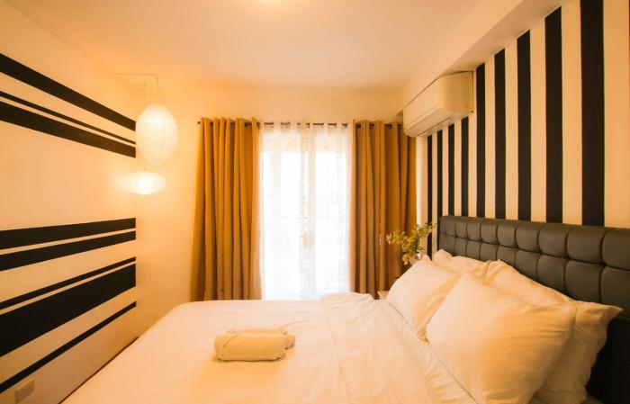 Casa - The Calm Coastal Two-Bedroom Suite Near SM Seaside Mall and Nustar Casino