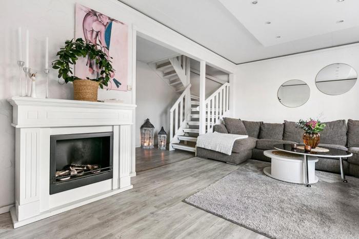 Large three-story house in Vallentuna