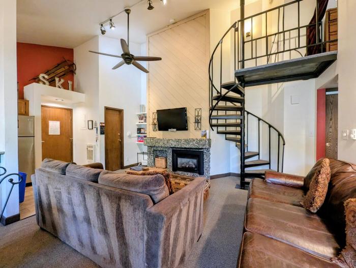 Flying Dutchman 1109 by SummitCove Lodging in Colorado