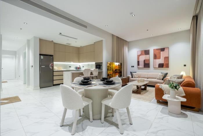 Almajdiah Malqa 3BR Modern Apt 65TV P Parking