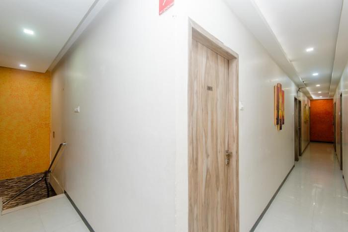 Hotel O Blue Pearl Residency Near Chhatrapati Shivaji International Airport