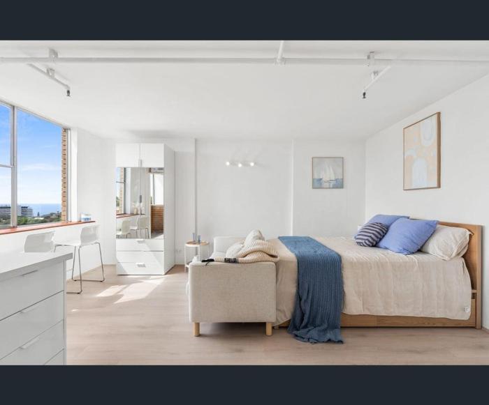 Bondi Beach Studio with an ocean view