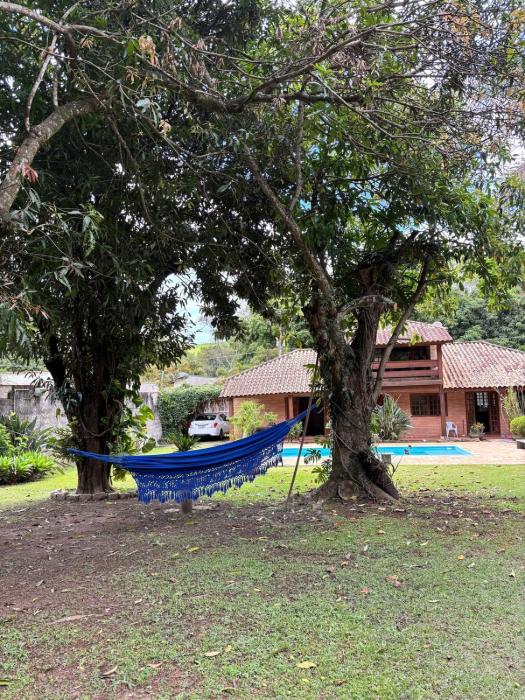 Chácara com piscina em Itatiba
