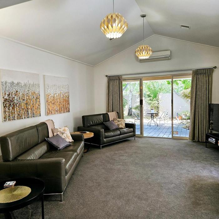 Garden Retreat on Orr