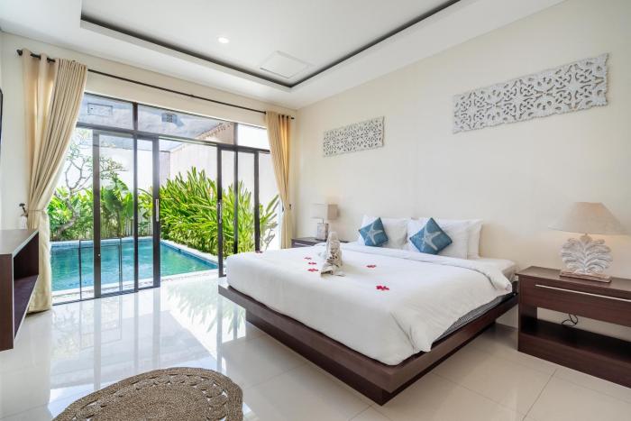 The R Villa Toba - incl. Motorbikes