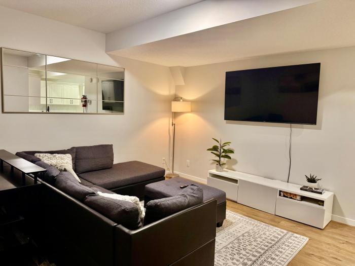 The Seton Nook - 1BR Suite Near Seton Health Campus, Cineplex and YMCA