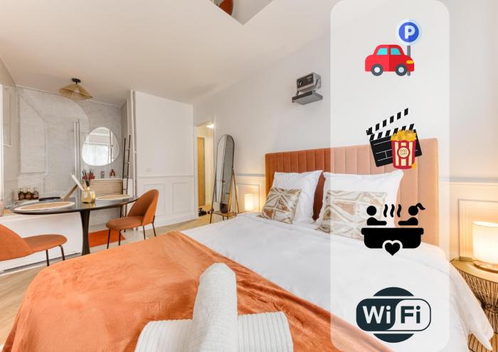 Sienna Velvet Room - Balneo & Cinema - Ligne 9