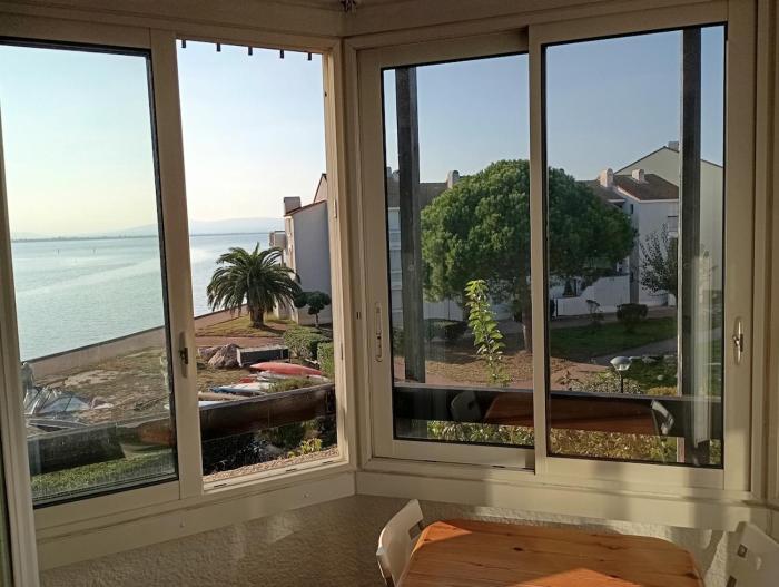 les pieds dans leau 2