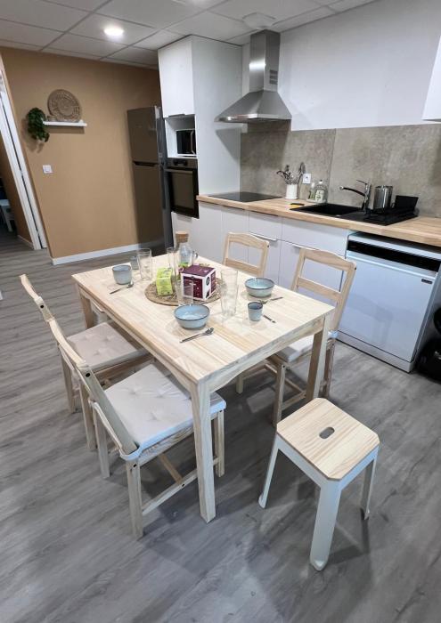 Maison des volcans - 3 chambres doubles - avec Terrasse et Wifi - 8 couchages