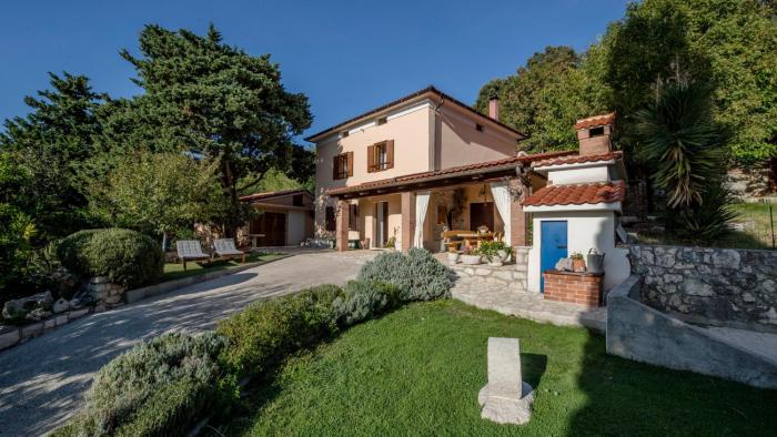 Villa Supetarska Draga with 3 bedrooms in Rab