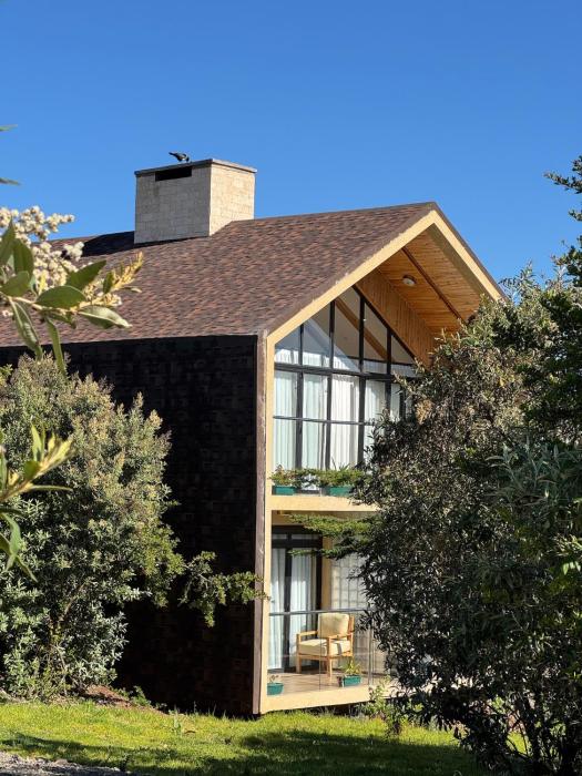 Idan Barn Suites And Café